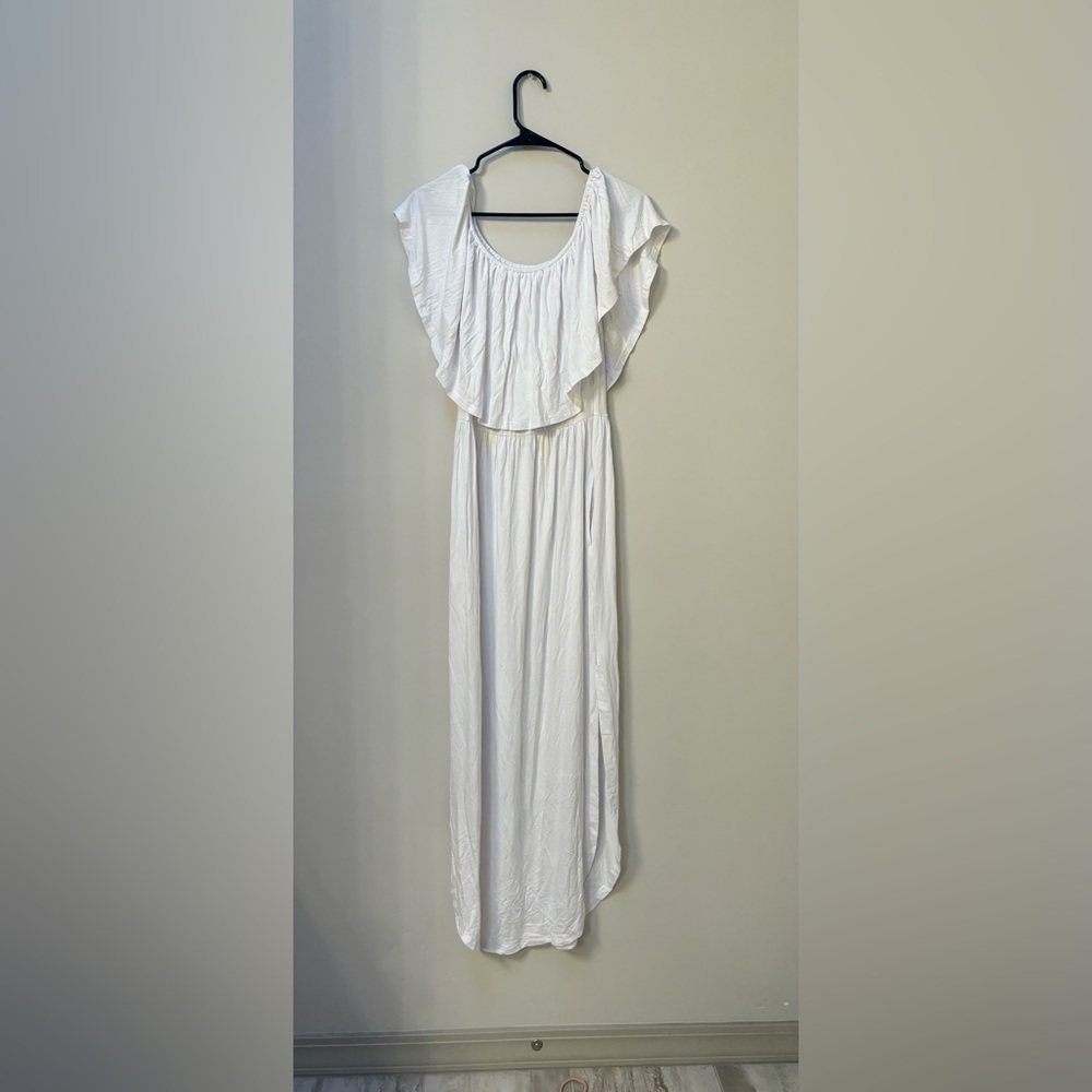 Elegant White Maxi Dress